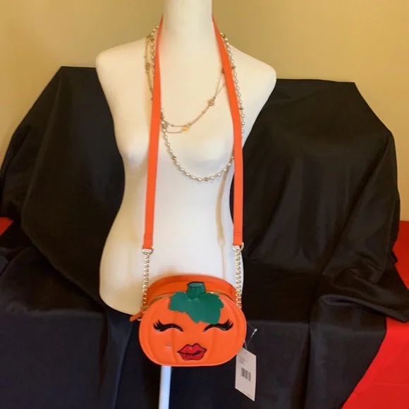 Rare Betsey Johnson NWT Pumpkin Purse - Picture 4 of 13